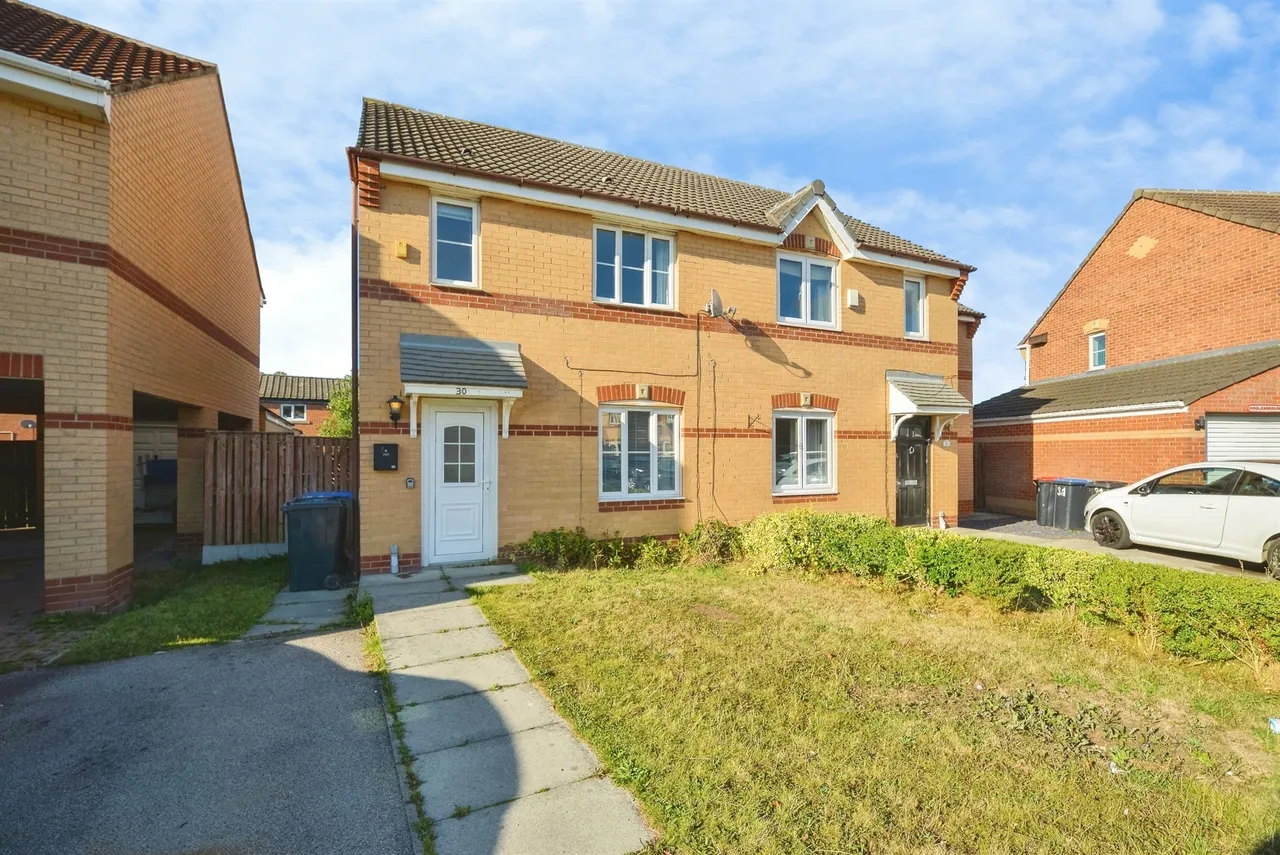 3 bed house for sale — Farthingale Way, Hemlington, Middlesbrough