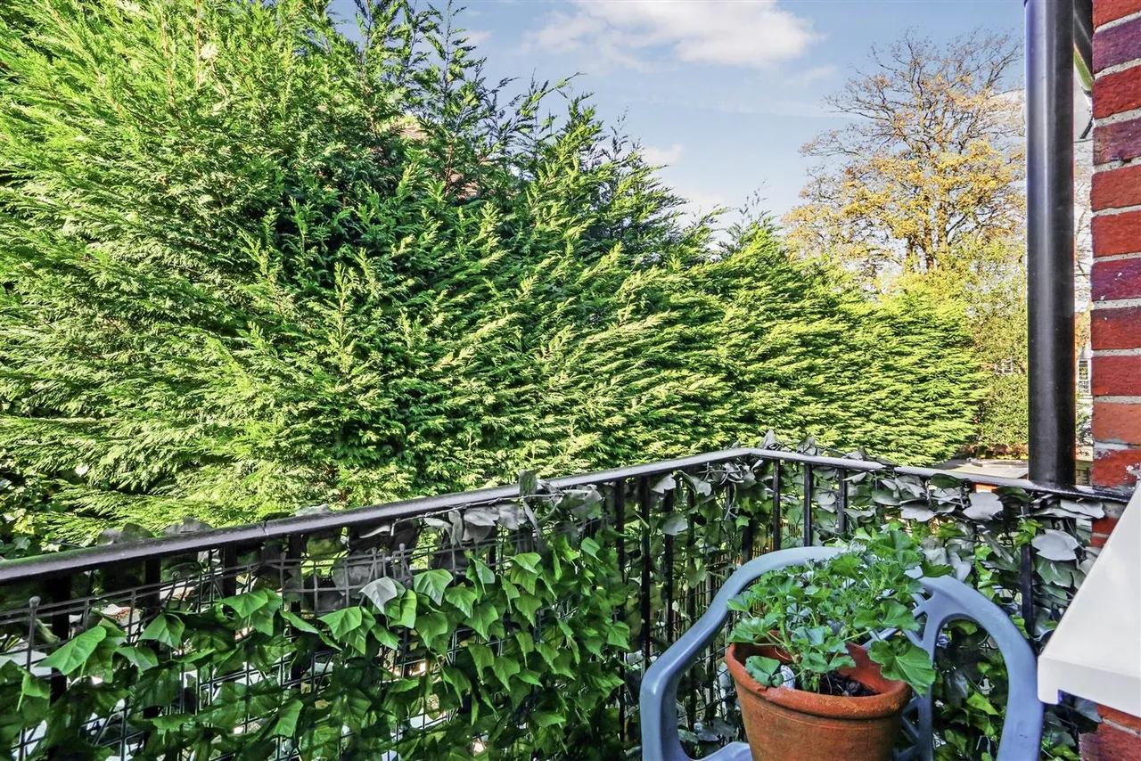 Garratts Lane, Banstead, SM7 2EH, photo 14