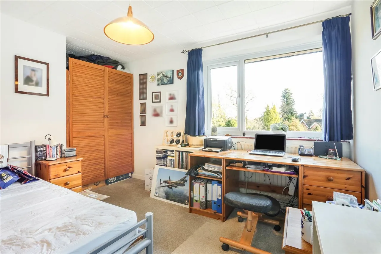 Garratts Lane, Banstead, SM7 2EH, photo 9