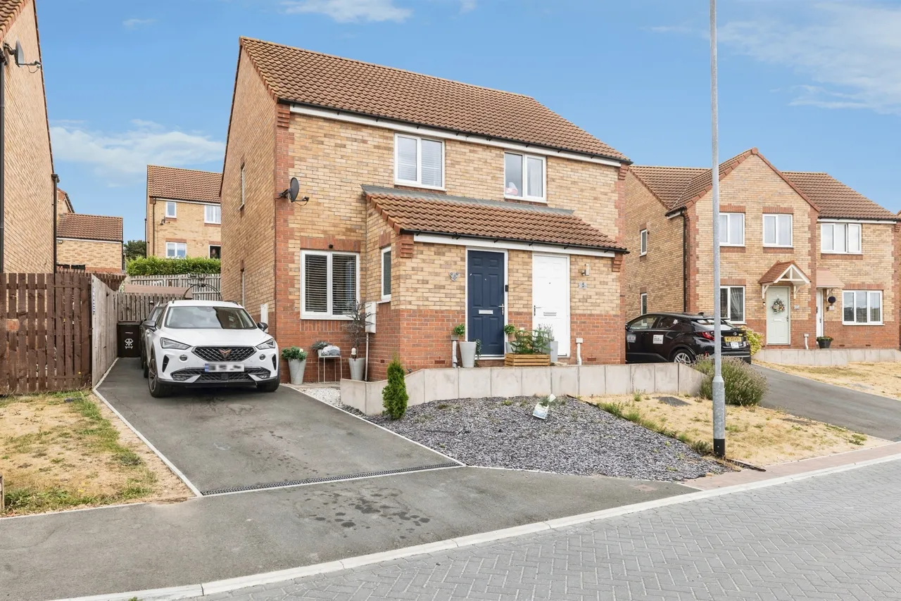 2 bed house for sale, Woodville Way, Knottingley, WF11