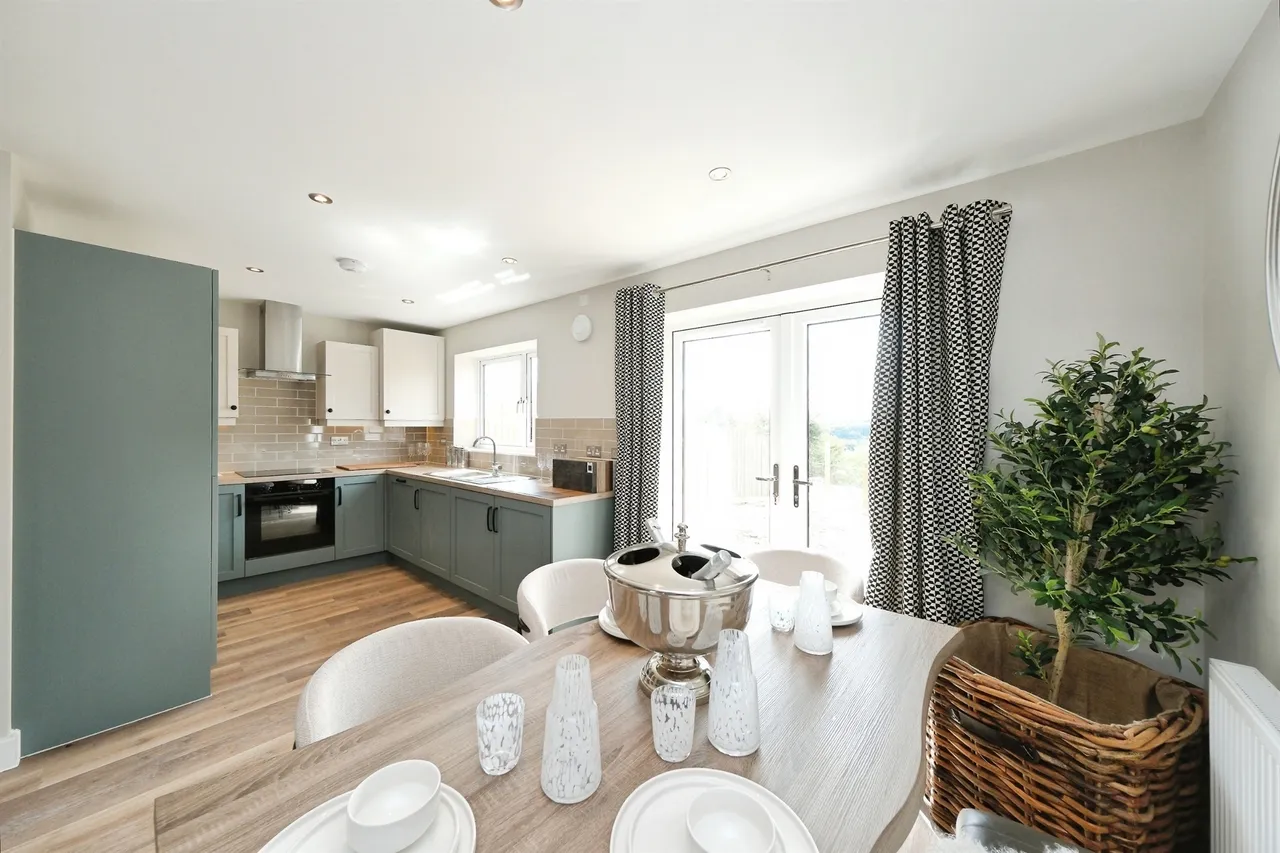 3 bed house for sale, Holbrook Road, Belper, DE56