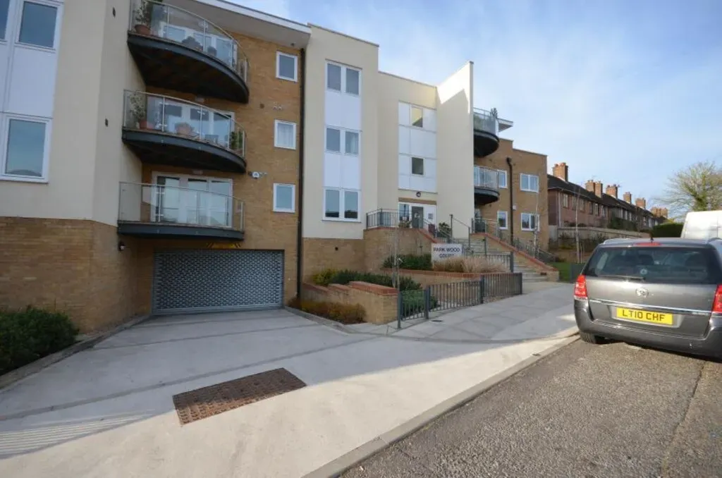 Reservoir Road, Ruislip, HA4, photo 9
