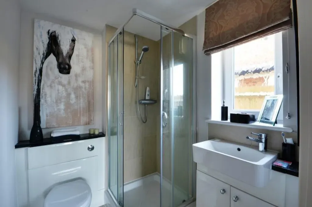 Reservoir Road, Ruislip, HA4, photo 13