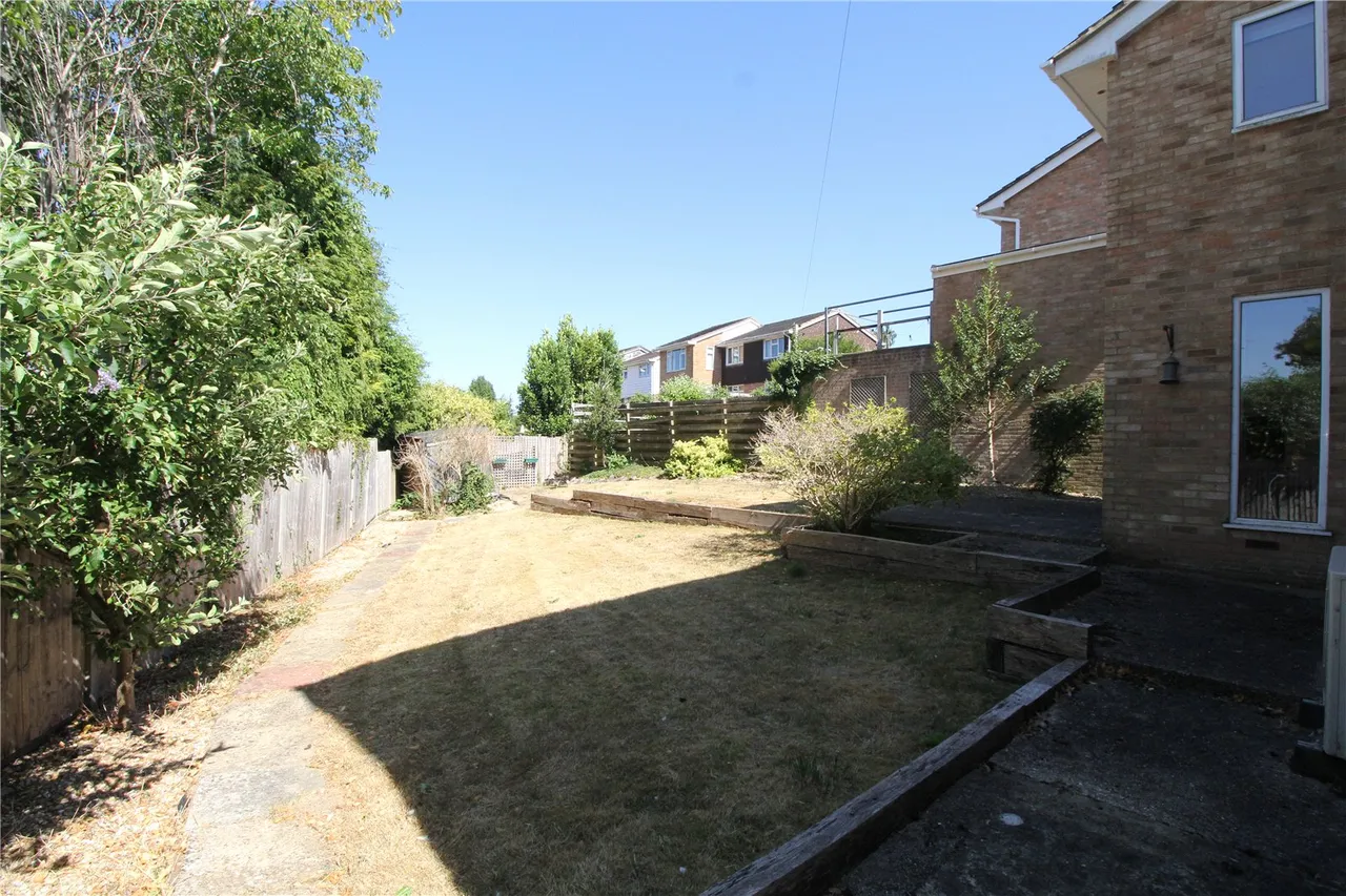 Balmoral Close, Alton, GU34, photo 12