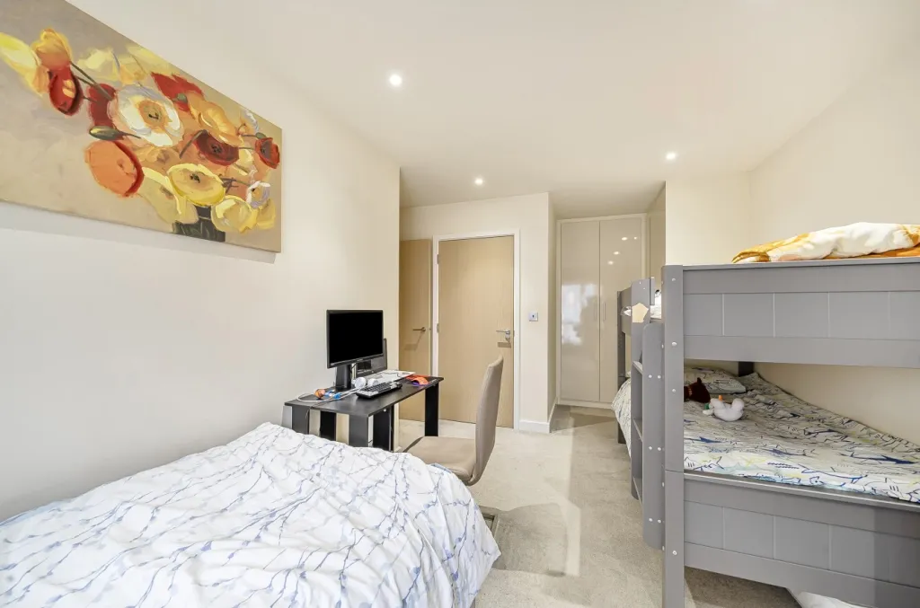 Beaufort Square, Beaufort Park, NW9, photo 14