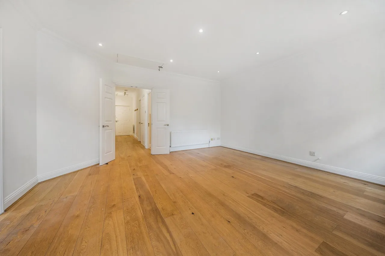 Cedars Close, London, SE13, photo 15