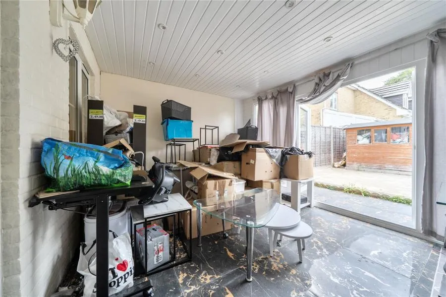 Telford Drive, Slough, SL1, photo 7