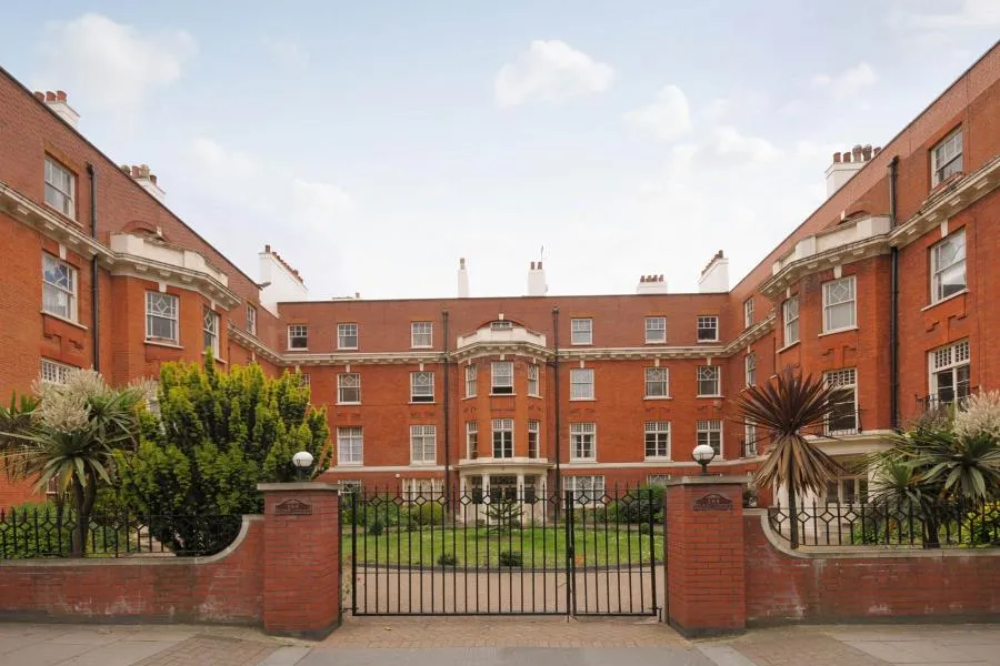 4 bed flat for sale — Elgin Avenue, London, W9 2NU