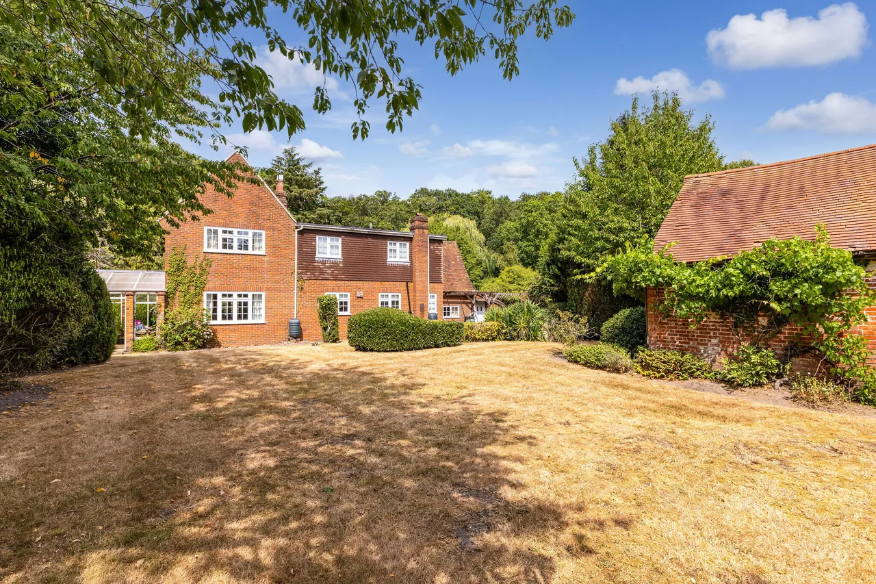 Bramshill Road, Bramshill, RG27, photo 11