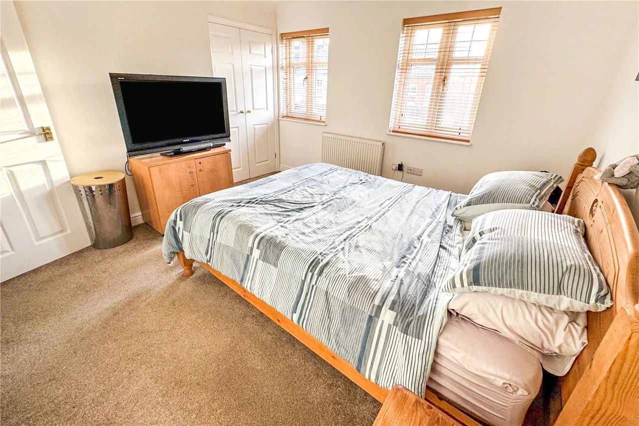 Newport Road, Aldershot, Hampshire, GU12 4PB, photo 7