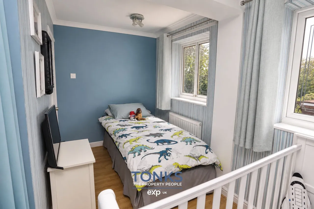 Buckingham Road, Rowley Regis, B65, photo 18