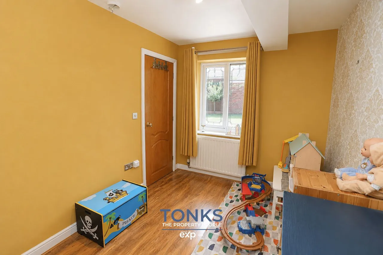 Buckingham Road, Rowley Regis, B65, photo 12