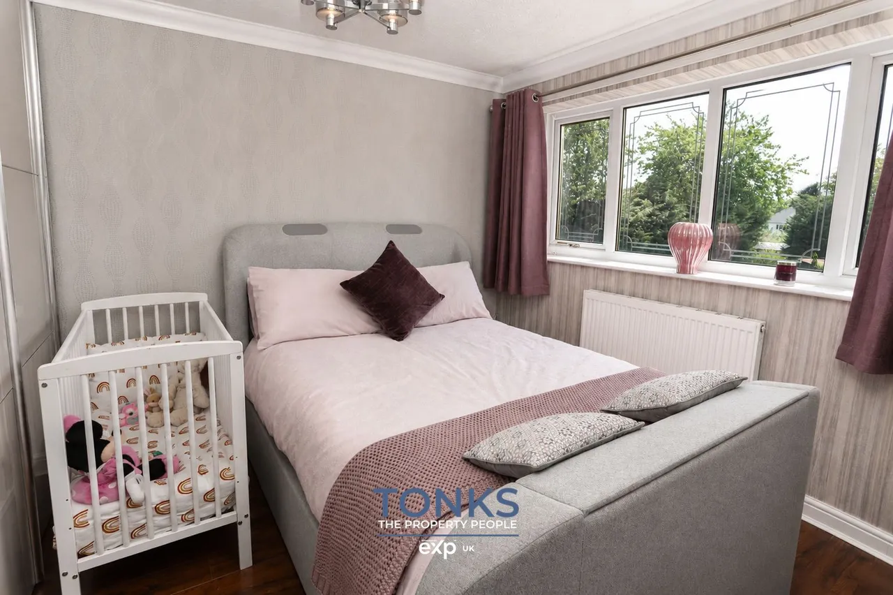 Buckingham Road, Rowley Regis, B65, photo 13