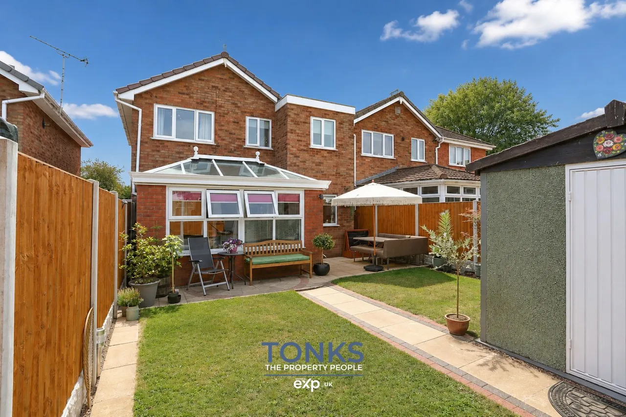 Buckingham Road, Rowley Regis, B65, photo 26