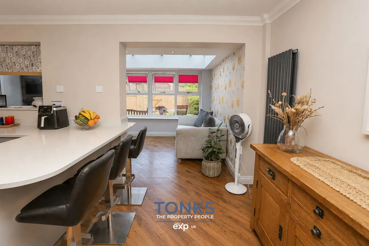 Buckingham Road, Rowley Regis, B65, photo 7