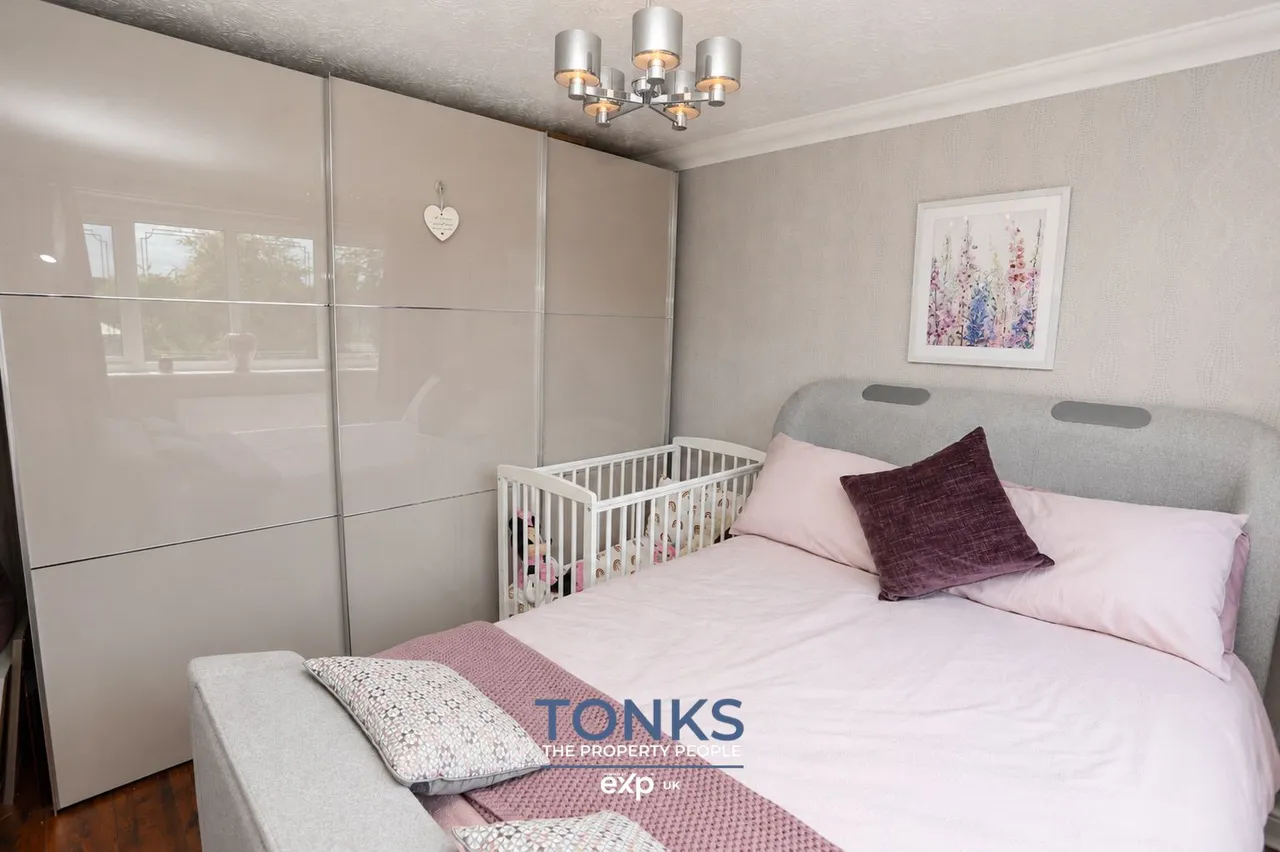 Buckingham Road, Rowley Regis, B65, photo 14