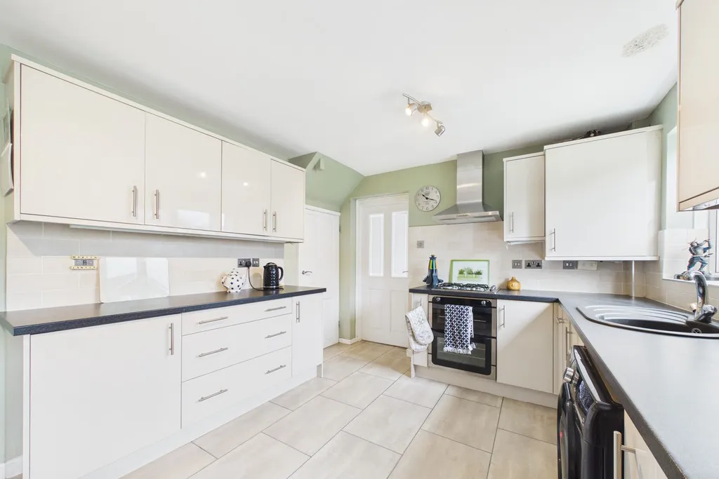 Camborne Avenue, Carnforth, LA5, photo 5