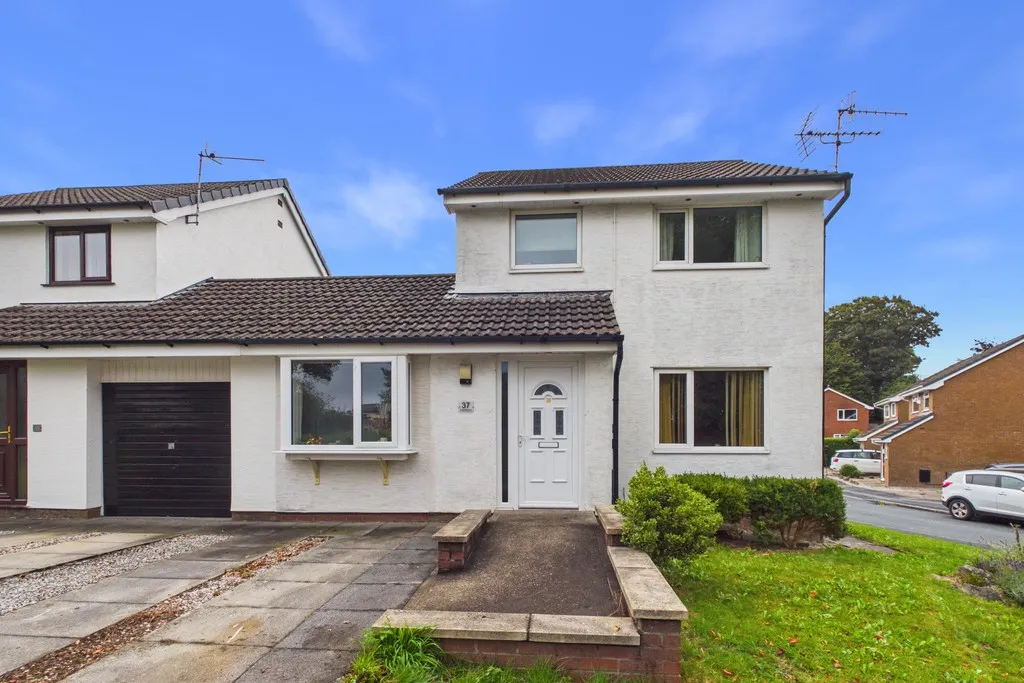4 bed house for sale, Camborne Avenue, Carnforth, LA5