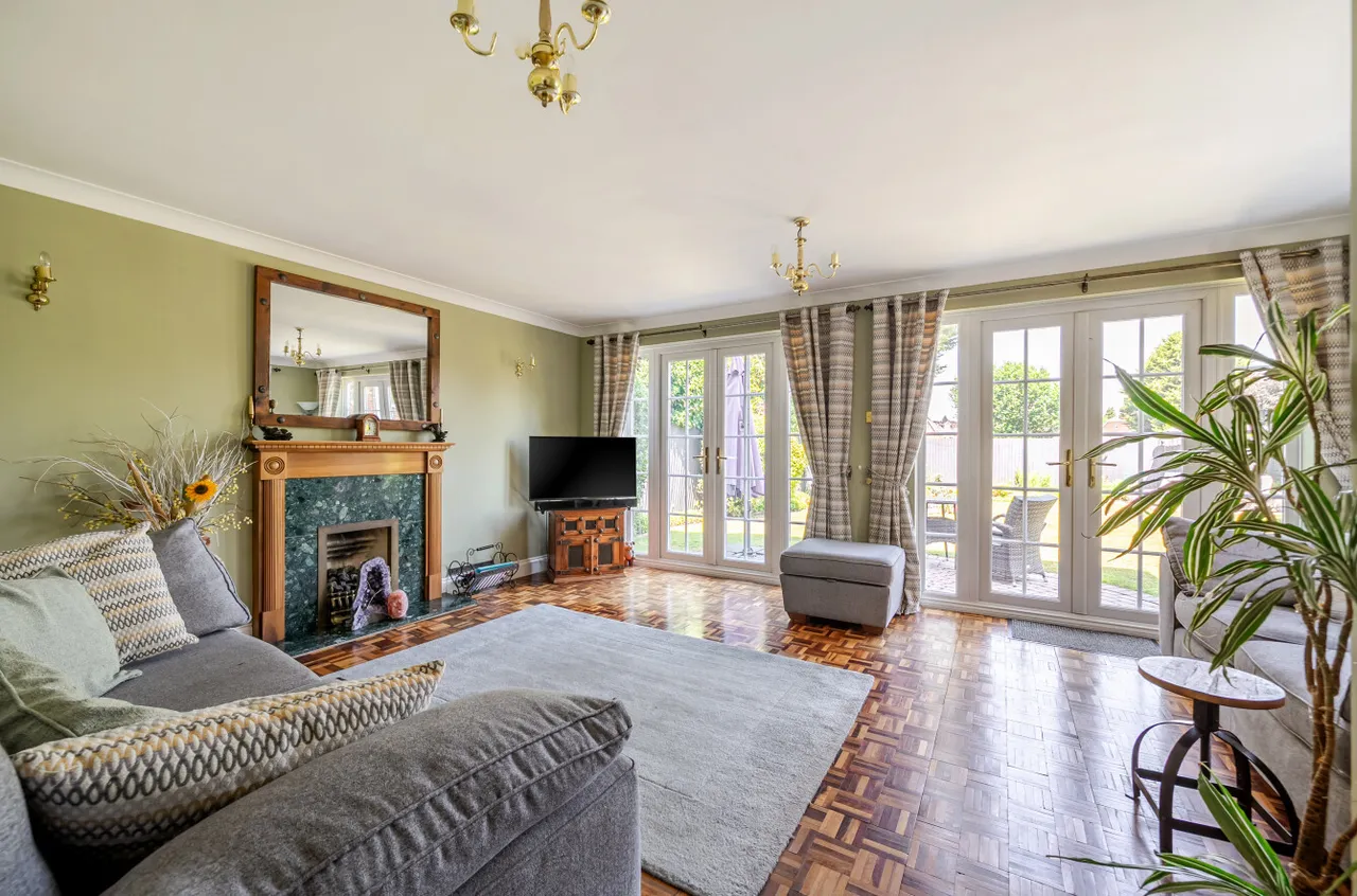 The Green, Frimley Green, Camberley, Surrey, GU16 6HF, photo 19