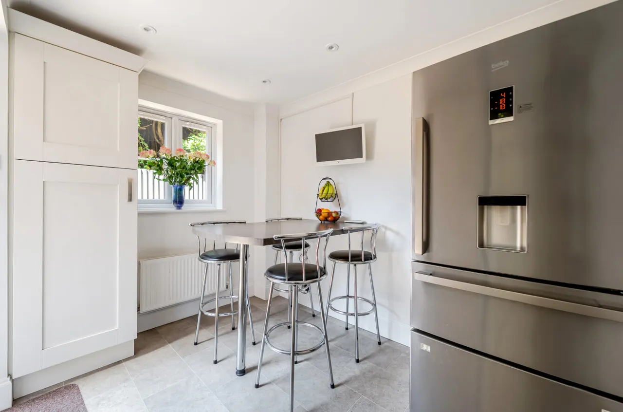The Green, Frimley Green, Camberley, Surrey, GU16 6HF, photo 13