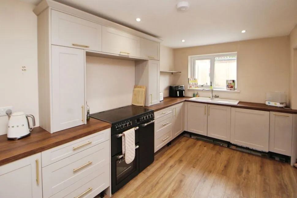 Ashton Gardens, Glossop, Derbyshire, SK13, photo 5