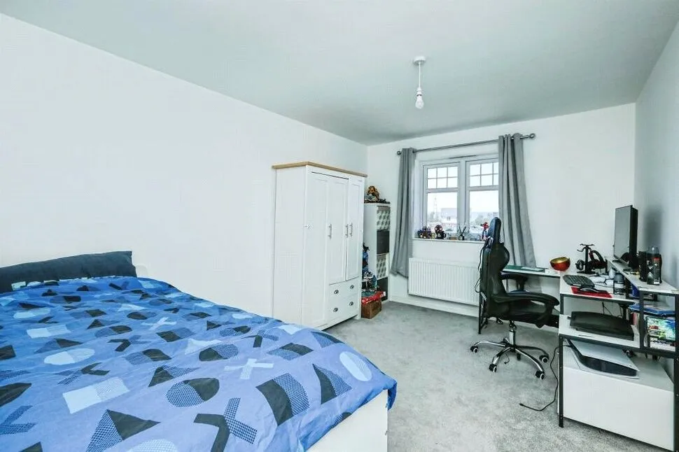 Butterfly Way, New Rossington, DN11, photo 8