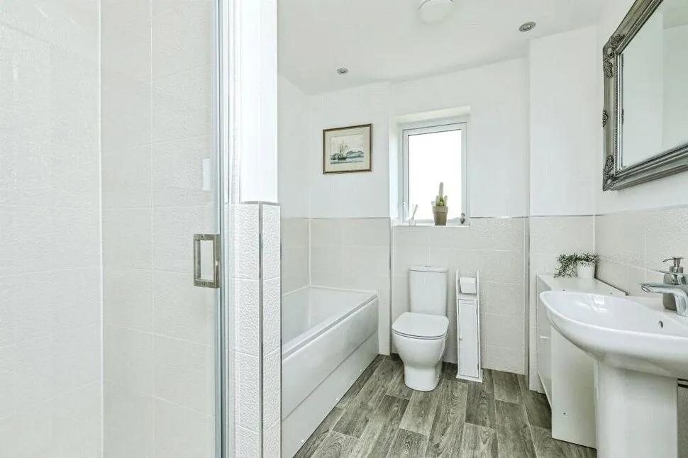 Butterfly Way, New Rossington, DN11, photo 5
