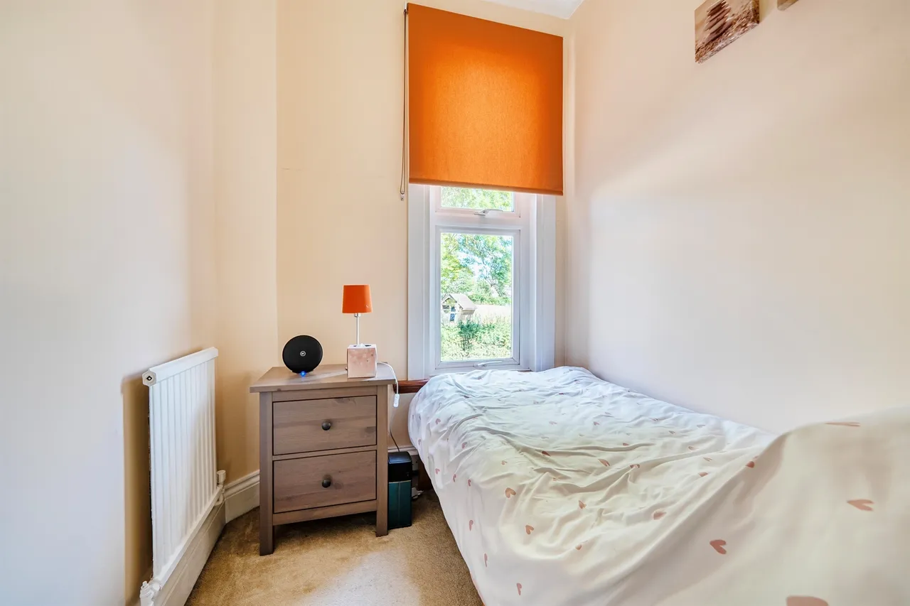Lavender Hill, Enfield, photo 11