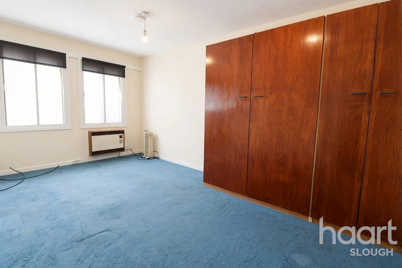 Stephenson Court, Slough, SL1, photo 4