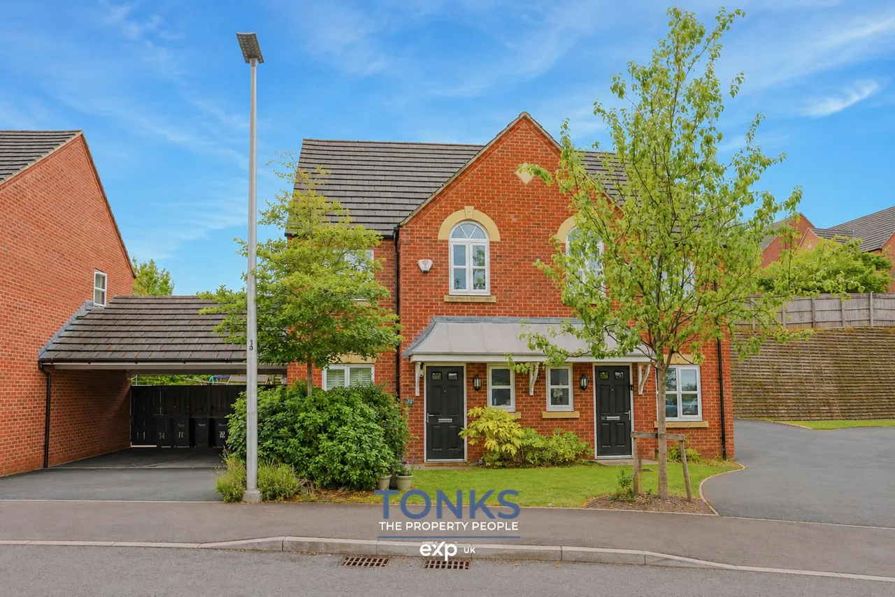 3 bed house for sale — Bhullar Way, Oldbury, B69 2GL