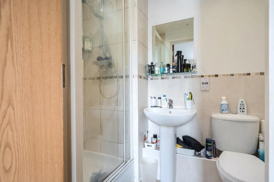 Tadros Court, High Wycombe, HP13, photo 12