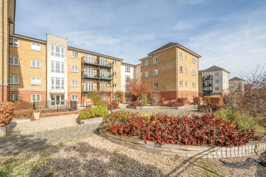 Tadros Court, High Wycombe, HP13, photo 13