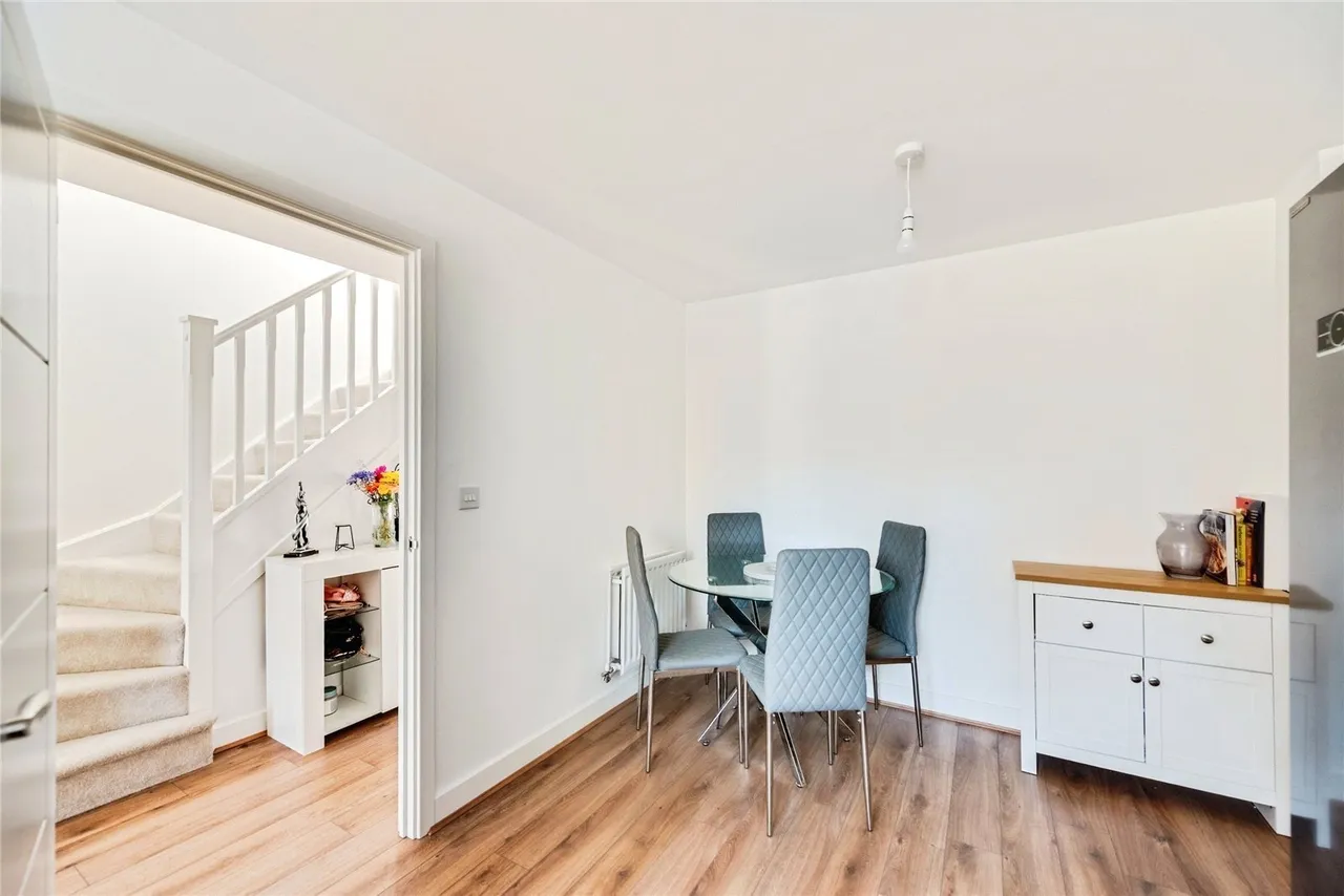 Redlands Way, SWINDON, Wiltshire, SN3, photo 5