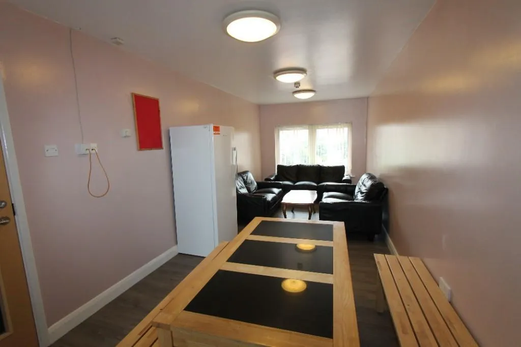Union Court, Leamington Spa, CV31, photo 2
