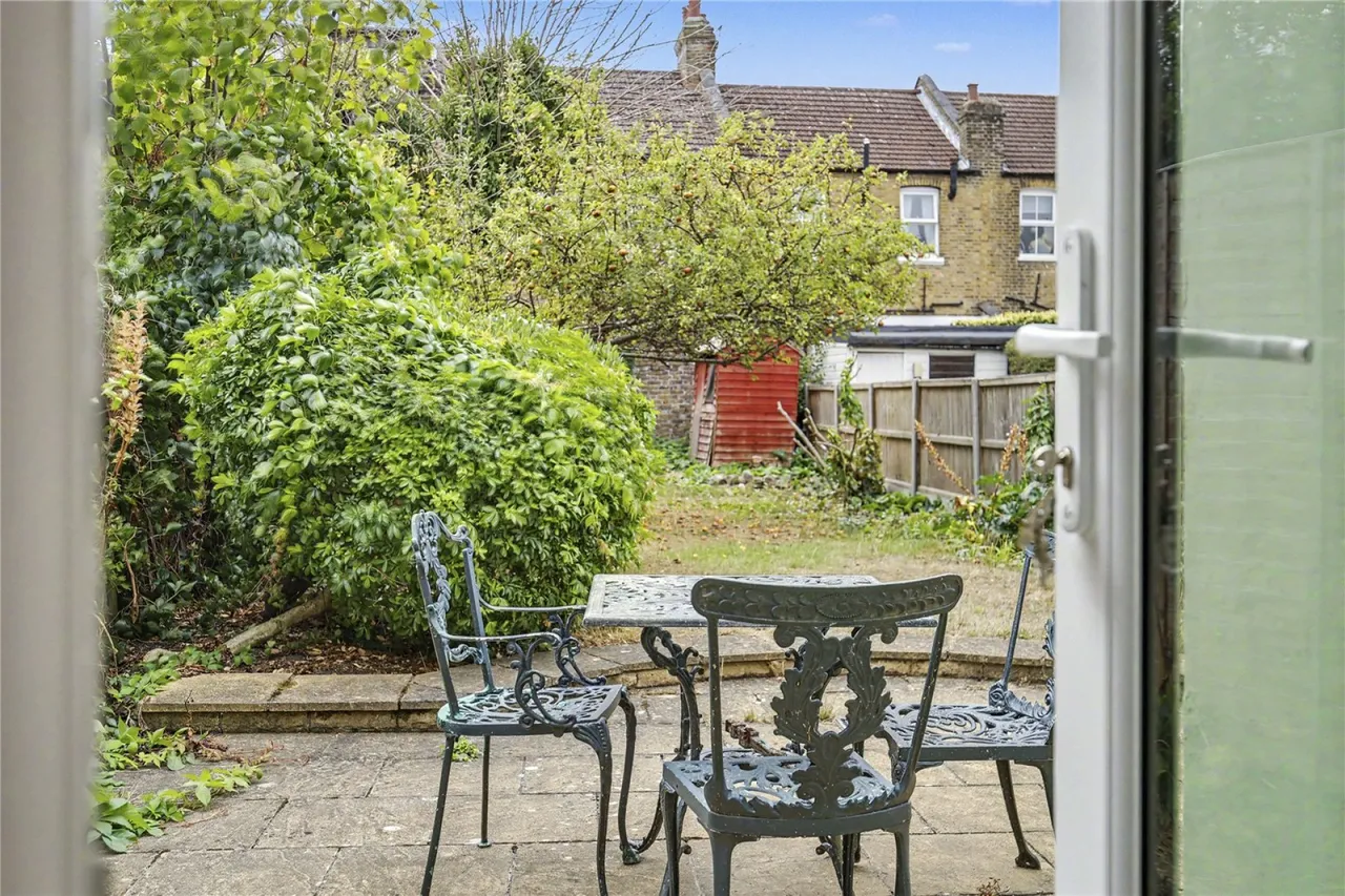 Halifax Road, Enfield, photo 14