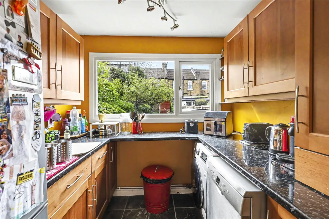 Halifax Road, Enfield, photo 11