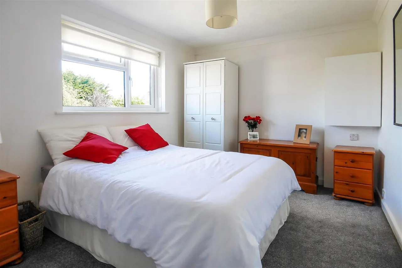 Meadow Way, Littlehampton, photo 9
