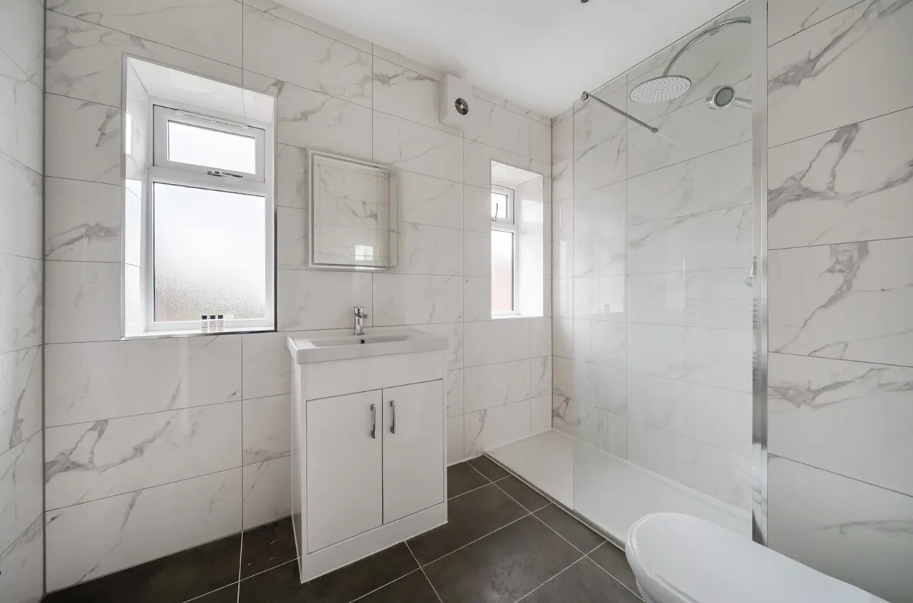 Highlands Road, Fareham, PO15, photo 7