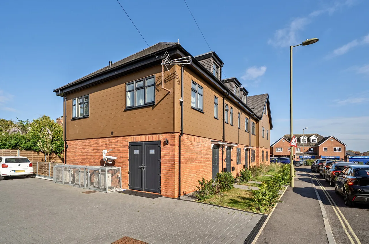 Highlands Road, Fareham, PO15, photo 8