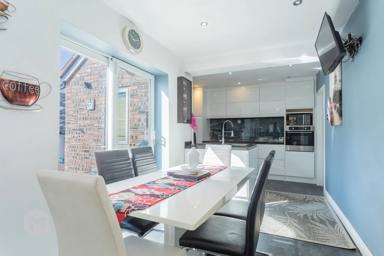 St. John Street, Swinton, Manchester, M27 8XE, photo 5