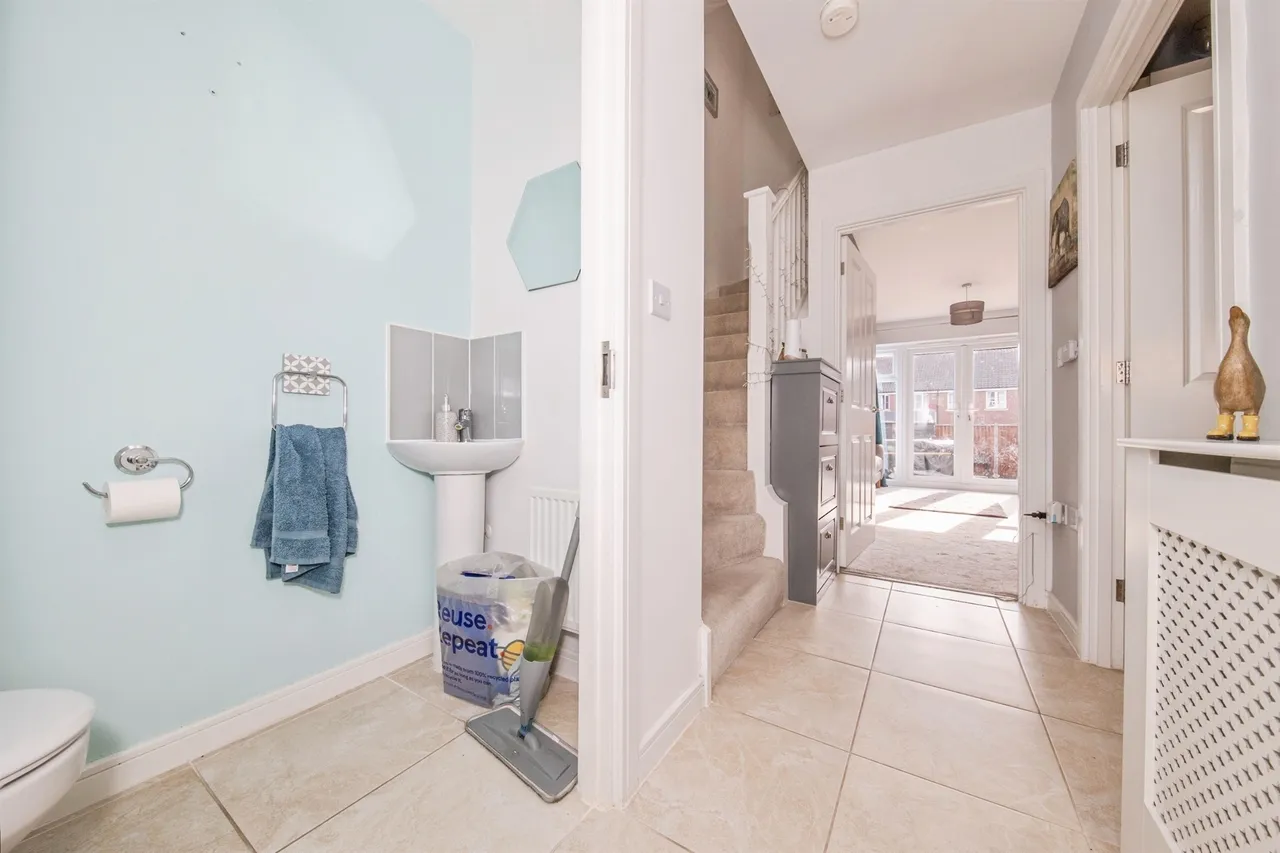 Limestone Close, Great Blakenham, Ipswich, photo 3