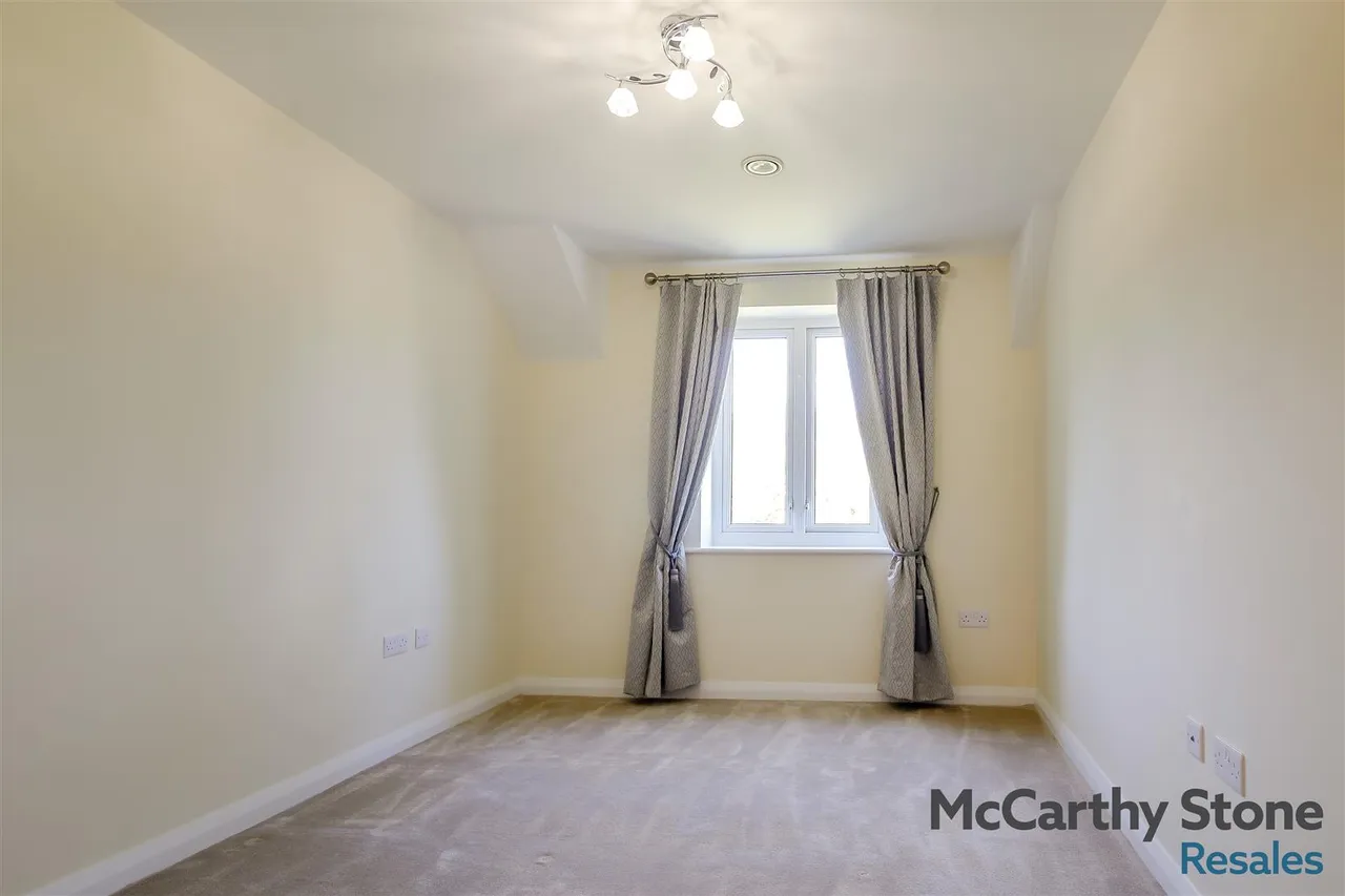 Bangor Road, Benllech, LL74, photo 8