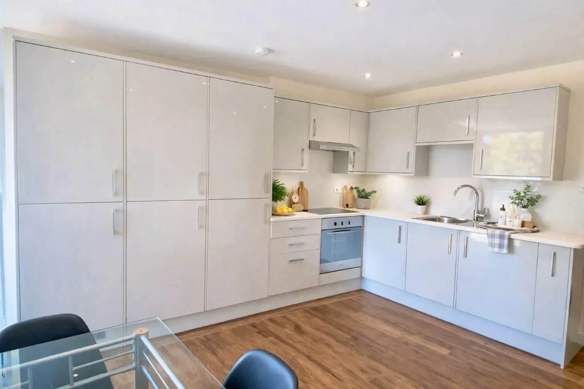 5 bed flat to rent, Montgomery Terrace Road