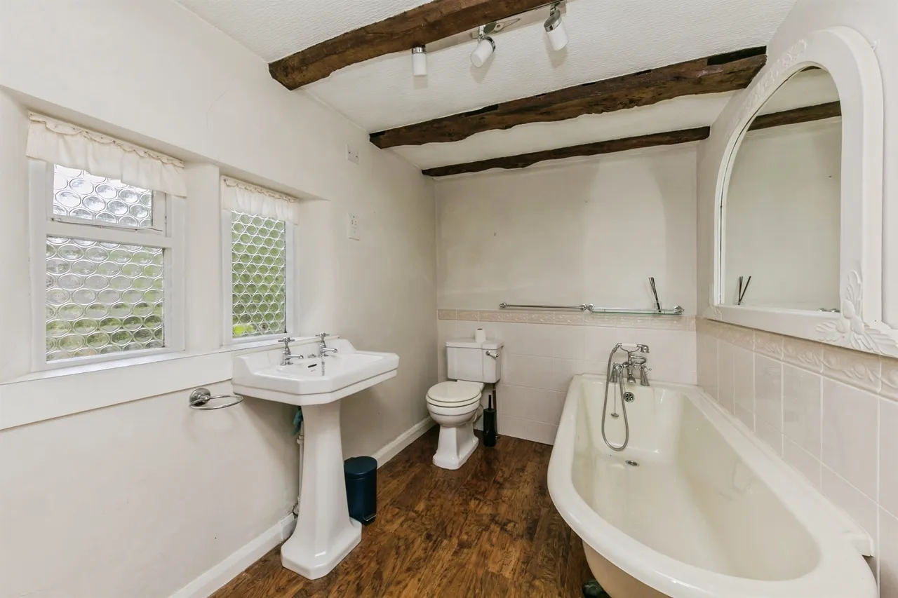 College Road, Denstone, Uttoxeter, photo 11