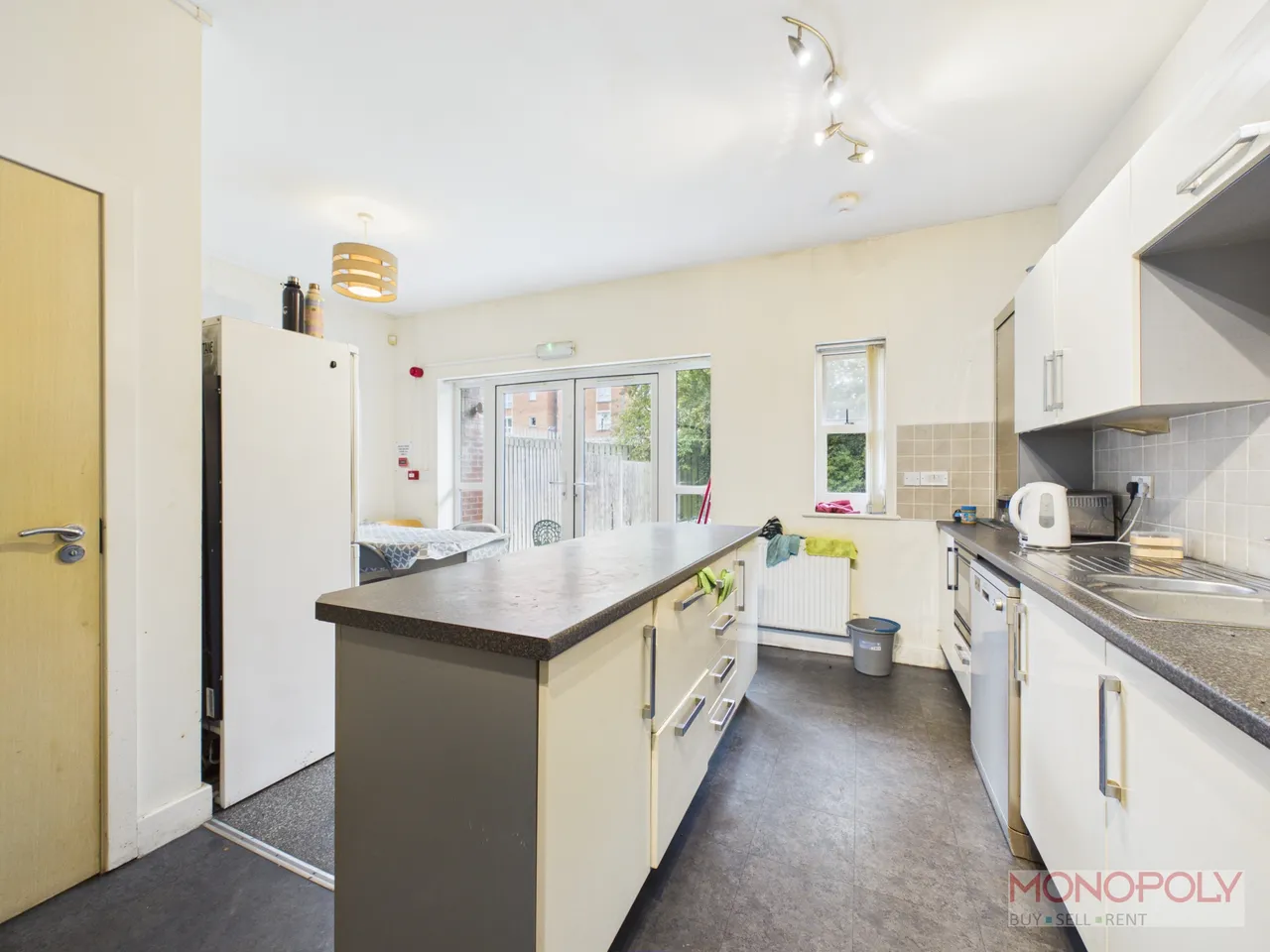 Grosvenor Gardens, Wrexham, LL11, photo 3