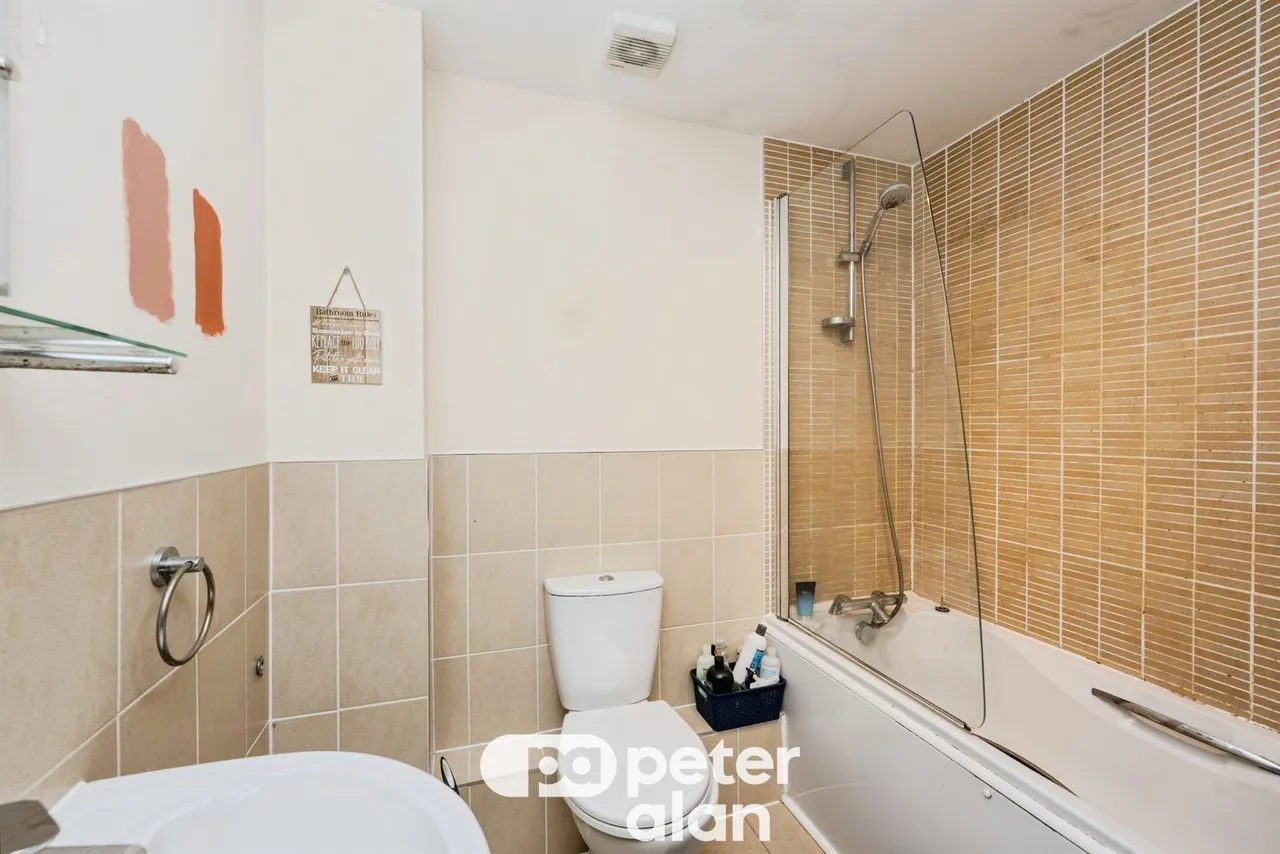 Meadow Bank NEATH, SA10, photo 7