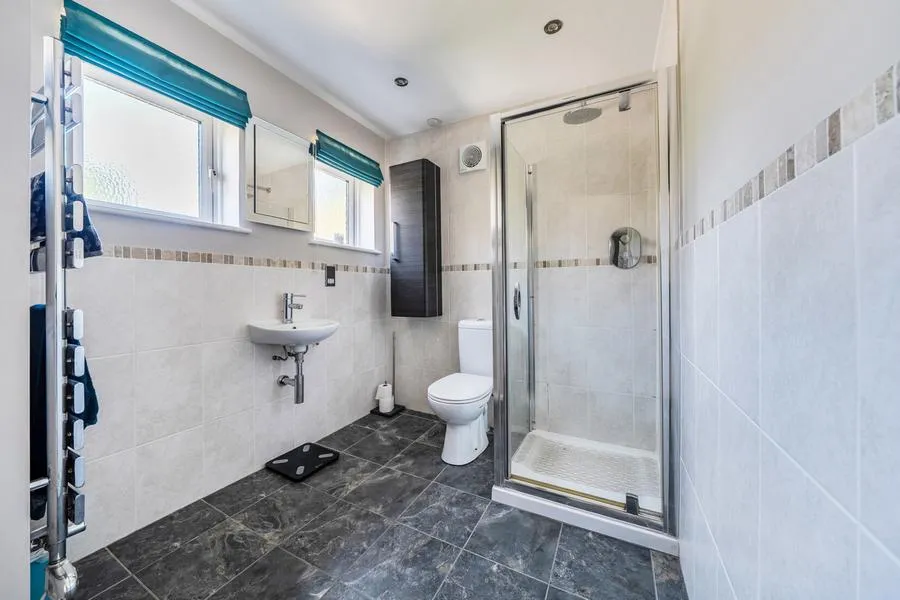 Ray Park Road, Maidenhead, SL6, photo 19