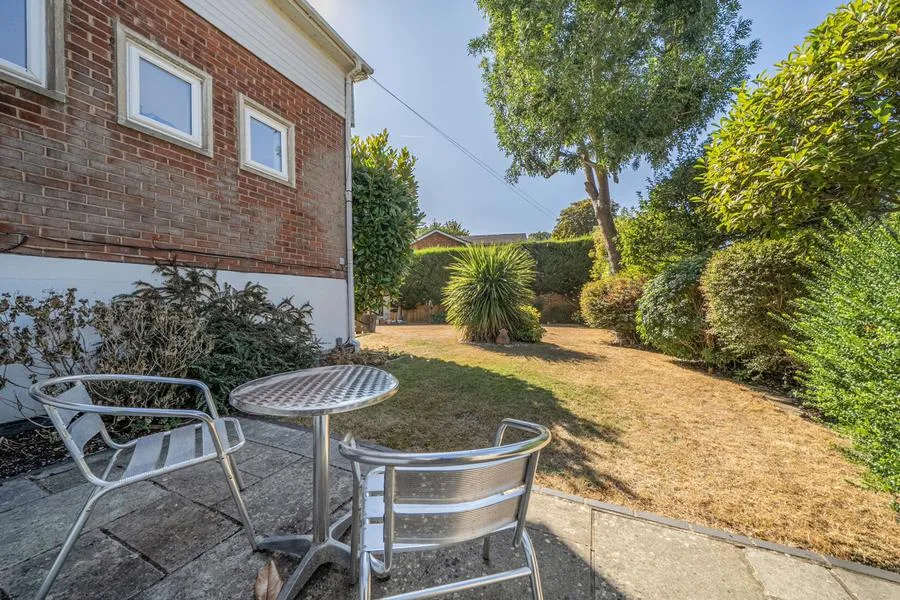 Ray Park Road, Maidenhead, SL6, photo 24