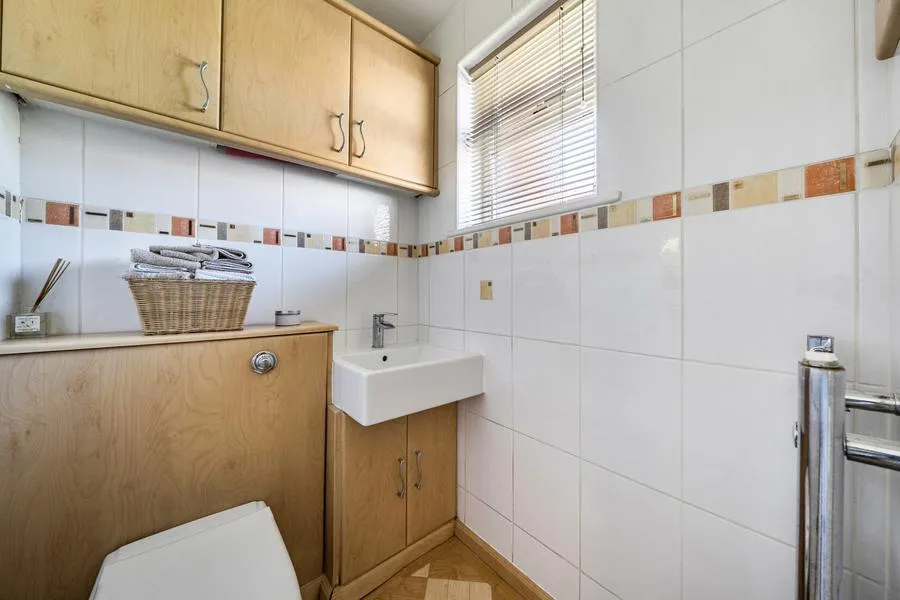 Ray Park Road, Maidenhead, SL6, photo 20