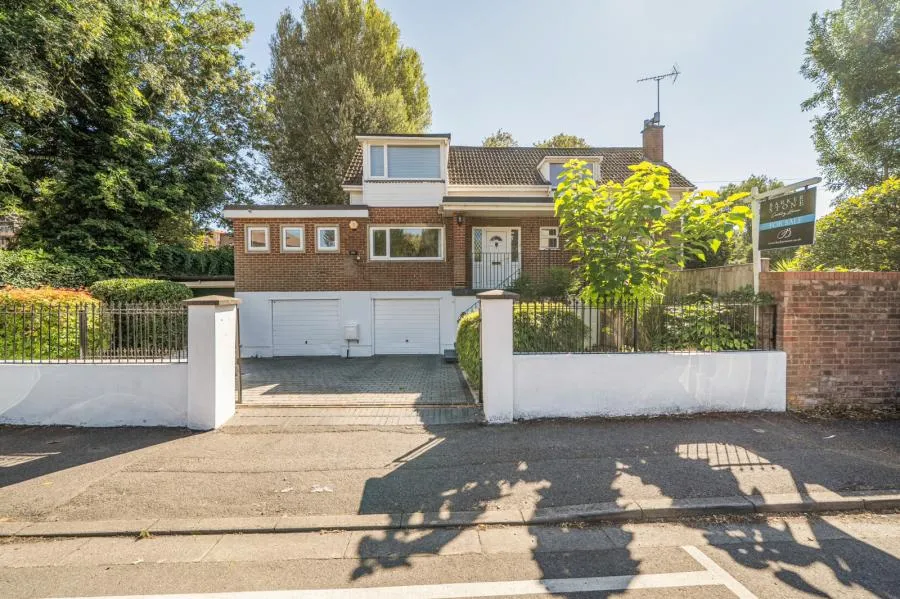 Ray Park Road, Maidenhead, SL6, photo 34